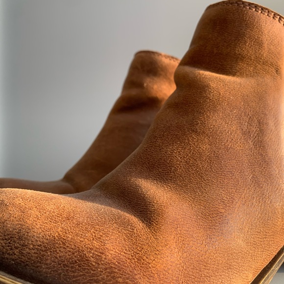 ✨Lucky Brand✨ Basel Bootie - Toffee (LIKE NEW!) - Picture 4 of 10